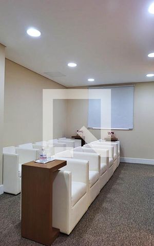 Apartamento para alugar com 48m², 2 quartos e 1 vaga Apartamento para alugar com 48m², 2 quartos e 1 vagaCinema
