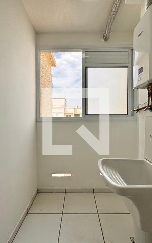 Apartamento para alugar com 48m², 2 quartos e 1 vaga Apartamento para alugar com 48m², 2 quartos e 1 vagaLavanderia