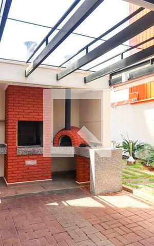 Apartamento para alugar com 48m², 2 quartos e 1 vaga Apartamento para alugar com 48m², 2 quartos e 1 vagaÁrea comum - Churrasqueira
