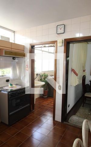 Apartamento à venda com 120m², 3 quartos e 4 vagasCozinha