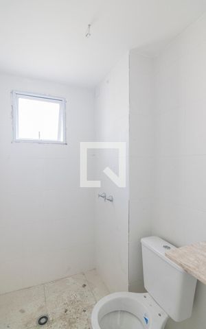 Apartamento à venda com 60m², 2 quartos e 1 vaga Apartamento à venda com 60m², 2 quartos e 1 vagaBanheiro