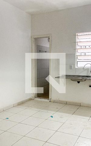 Studio à venda com 32m², 1 quarto e sem vaga Studio à venda com 32m², 1 quarto e sem vagaKitnet