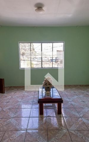 Casa à venda com 80m², 2 quartos e sem vagaSala