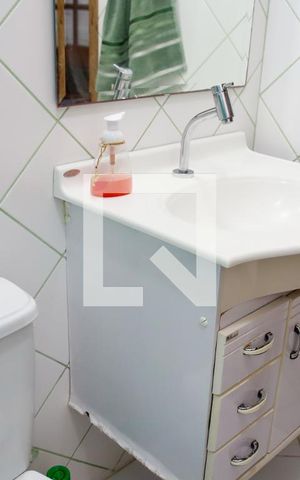 Casa à venda com 195m², 3 quartos e 4 vagasBanheiro 2