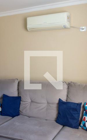 Casa à venda com 195m², 3 quartos e 4 vagassala