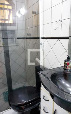 Casa à venda com 195m², 3 quartos e 4 vagasBanheiro da Suíte 3