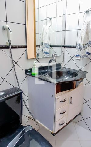 Casa à venda com 195m², 3 quartos e 4 vagasBanheiro