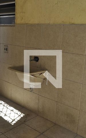 Casa à venda com 96m², 3 quartos e 2 vagasÁrea de Serviço