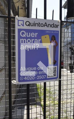 Casa à venda com 96m², 3 quartos e 2 vagasFachada