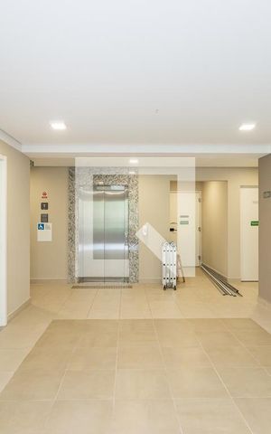 Apartamento para alugar com 28m², 1 quarto e sem vaga Apartamento para alugar com 28m², 1 quarto e sem vagaÁrea Comum - Hall de Entrada
