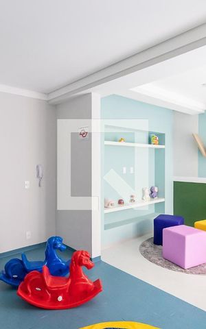Apartamento para alugar com 28m², 1 quarto e sem vaga Apartamento para alugar com 28m², 1 quarto e sem vagaÁrea Comum - Brinquedoteca