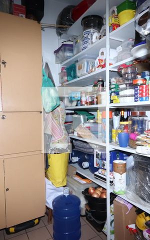 Apartamento à venda com 368m², 3 quartos e 3 vagasQuarto de Serviço