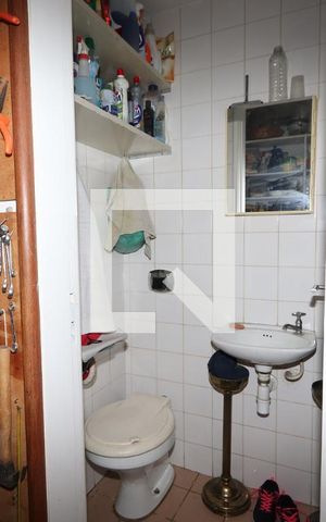 Apartamento à venda com 368m², 3 quartos e 3 vagasBanheiro de Serviço