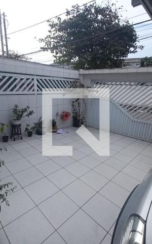 Casa para alugar com 210m², 3 quartos e 3 vagas Casa para alugar com 210m², 3 quartos e 3 vagasGaragem