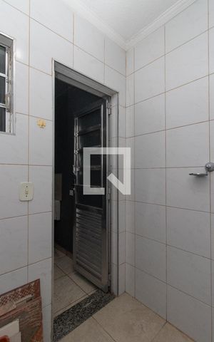 Casa à venda com 156m², 2 quartos e 2 vagas Casa à venda com 156m², 2 quartos e 2 vagasBanheiro 2