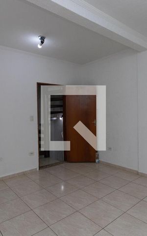 Casa à venda com 156m², 2 quartos e 2 vagas Casa à venda com 156m², 2 quartos e 2 vagasQuarto 2