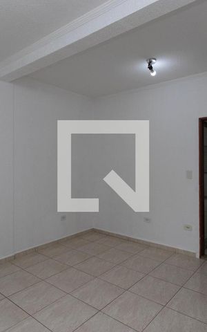 Casa à venda com 156m², 2 quartos e 2 vagas Casa à venda com 156m², 2 quartos e 2 vagasQuarto 2