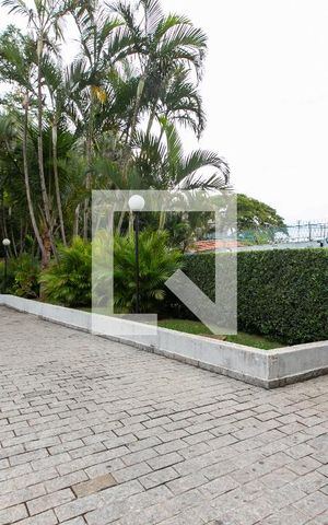 Apartamento à venda com 77m², 3 quartos e 1 vaga Apartamento à venda com 77m², 3 quartos e 1 vagaÁrea Comum