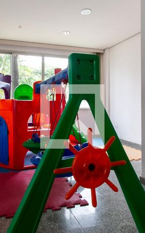 Apartamento à venda com 77m², 3 quartos e 1 vaga Apartamento à venda com 77m², 3 quartos e 1 vagaÁrea Comum - Playground