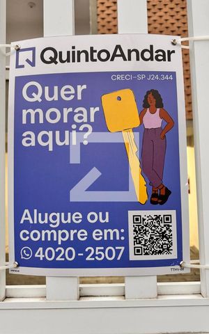 Apartamento à venda com 140m², 3 quartos e 2 vagas Apartamento à venda com 140m², 3 quartos e 2 vagasPlaquinha TTHV-88