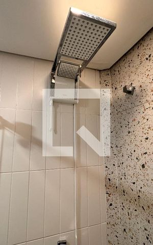 Apartamento à venda com 140m², 3 quartos e 2 vagas Apartamento à venda com 140m², 3 quartos e 2 vagasBanheiro da Suíte