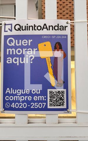 Apartamento à venda com 140m², 3 quartos e 2 vagas Apartamento à venda com 140m², 3 quartos e 2 vagasPlaquinha TTHV-88