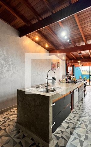 Apartamento à venda com 140m², 3 quartos e 2 vagas Apartamento à venda com 140m², 3 quartos e 2 vagasCozinha