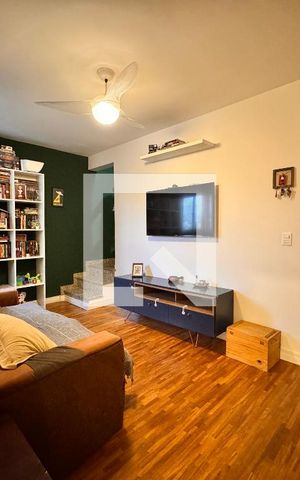Apartamento à venda com 140m², 3 quartos e 2 vagas Apartamento à venda com 140m², 3 quartos e 2 vagasSala
