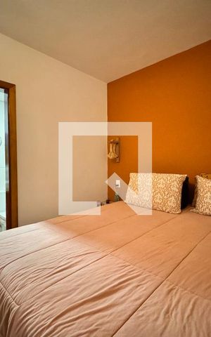 Apartamento à venda com 140m², 3 quartos e 2 vagas Apartamento à venda com 140m², 3 quartos e 2 vagasSuite