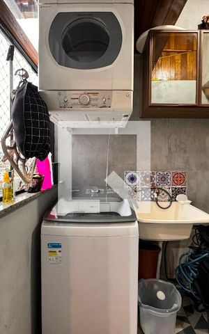 Apartamento à venda com 140m², 3 quartos e 2 vagas Apartamento à venda com 140m², 3 quartos e 2 vagasLavanderia