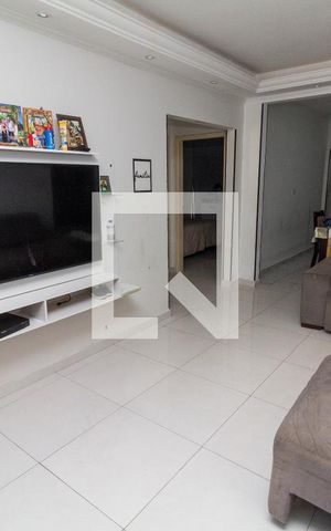 Casa à venda com 200m², 3 quartos e 2 vagas Casa à venda com 200m², 3 quartos e 2 vagasSala