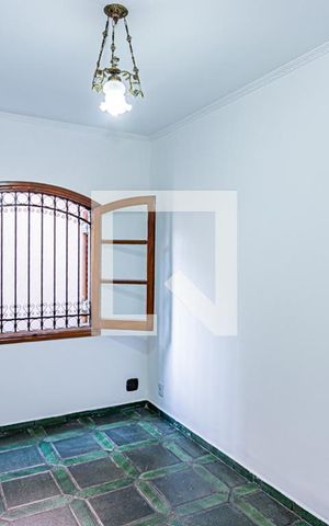 Casa à venda com 312m², 3 quartos e 5 vagas Casa à venda com 312m², 3 quartos e 5 vagasHome office