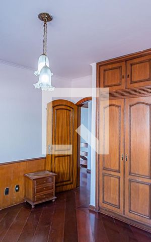 Casa à venda com 312m², 3 quartos e 5 vagas Casa à venda com 312m², 3 quartos e 5 vagasSuite 2