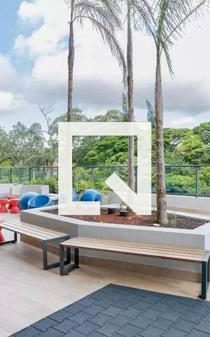 Studio à venda com 28m², 1 quarto e sem vaga Studio à venda com 28m², 1 quarto e sem vagaÁrea Comum