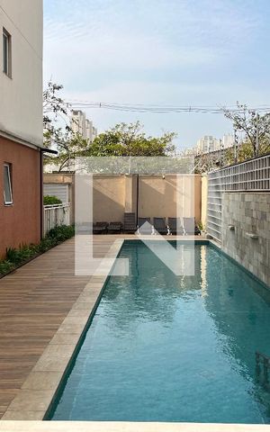 Apartamento à venda com 40m², 2 quartos e sem vagaÁrea comum - Piscina