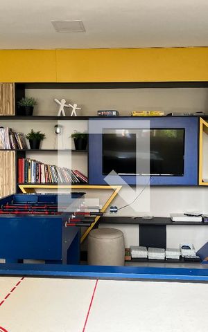 Apartamento à venda com 40m², 2 quartos e sem vagaÁrea comum