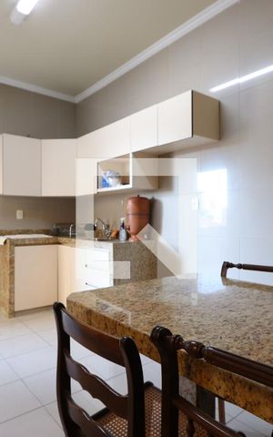 Apartamento para alugar com 110m², 3 quartos e sem vagaCozinha