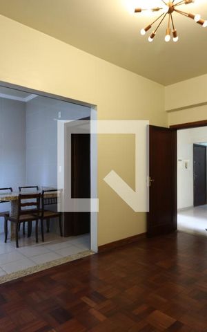 Apartamento para alugar com 110m², 3 quartos e sem vagaSala