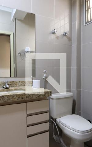 Apartamento para alugar com 110m², 3 quartos e sem vagaBanheiro