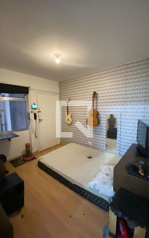 Apartamento à venda com 64m², 2 quartos e 1 vaga Apartamento à venda com 64m², 2 quartos e 1 vagaSala