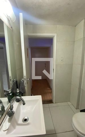 Apartamento à venda com 64m², 2 quartos e 1 vaga Apartamento à venda com 64m², 2 quartos e 1 vagaBanheiro