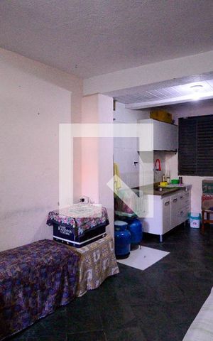 Casa à venda com 150m², 2 quartos e 1 vaga Casa à venda com 150m², 2 quartos e 1 vagaEdícula