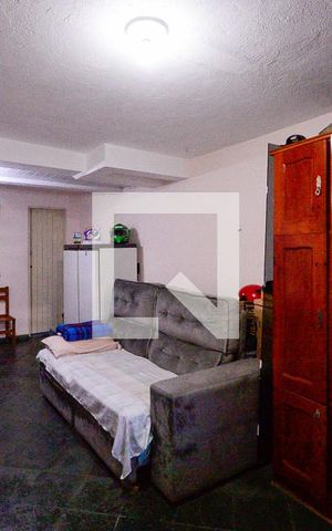 Casa à venda com 150m², 2 quartos e 1 vaga Casa à venda com 150m², 2 quartos e 1 vagaEdícula
