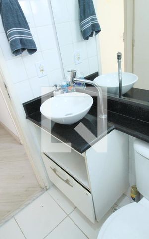 Apartamento à venda com 43m², 2 quartos e sem vaga Apartamento à venda com 43m², 2 quartos e sem vagaBanheiro