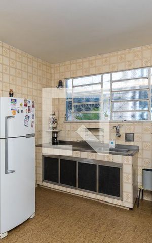 Casa à venda com 245m², 4 quartos e 1 vaga Casa à venda com 245m², 4 quartos e 1 vagaCasa 2 - Cozinha