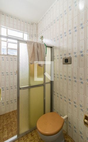Casa à venda com 245m², 4 quartos e 1 vaga Casa à venda com 245m², 4 quartos e 1 vagaCasa 2 - Banheiro Social