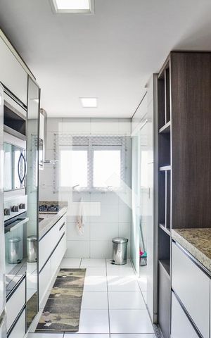 Apartamento para alugar com 87m², 3 quartos e 2 vagasCozinha