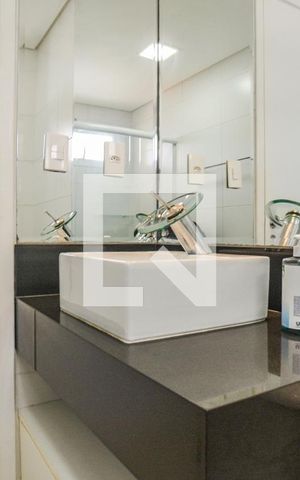 Apartamento para alugar com 87m², 3 quartos e 2 vagasBanheiro