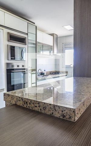 Apartamento para alugar com 87m², 3 quartos e 2 vagasCozinha