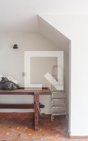 Casa à venda com 200m², 5 quartos e 4 vagasÁrea comumÁrea comum
